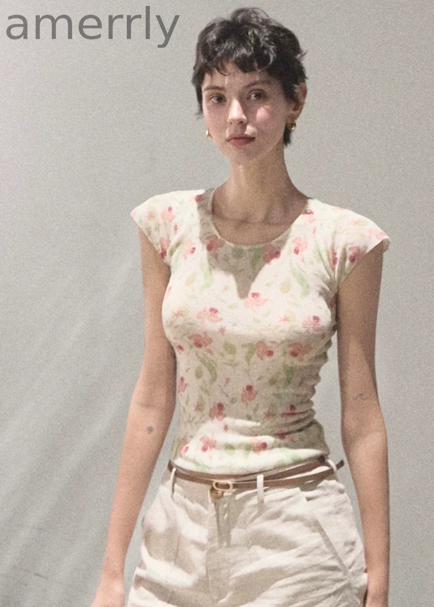 Soft Floral Linen Short Sleeve Top