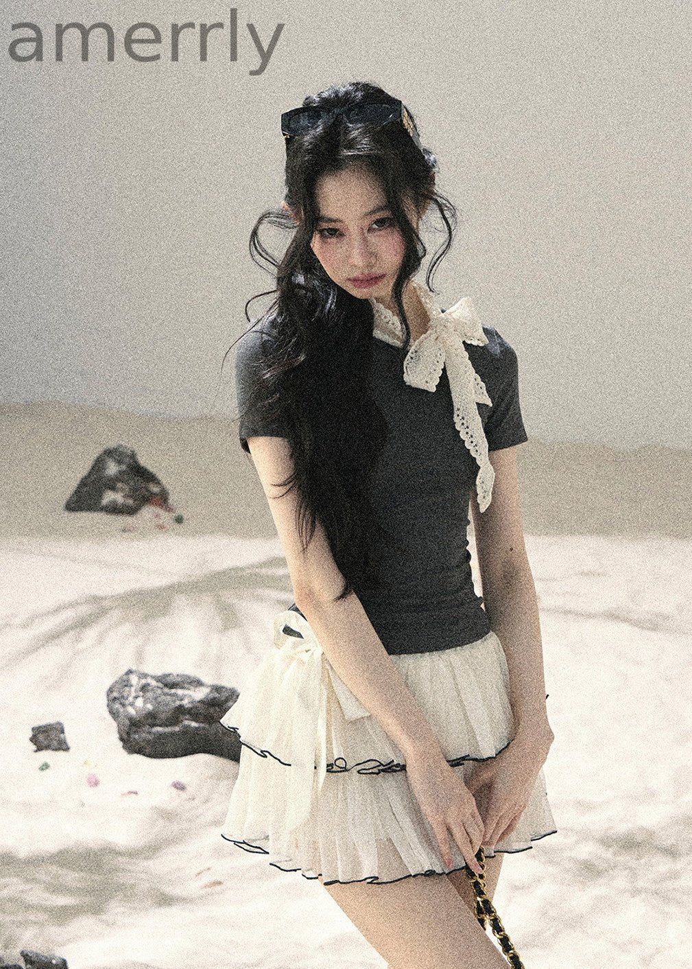 Gray Shadow Lace Bow Fitted T-Shirt