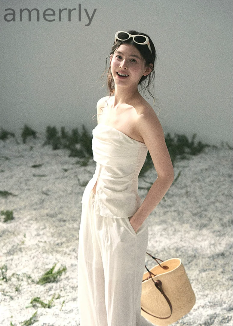 Breath Falls on Shoulders Two-Piece Set