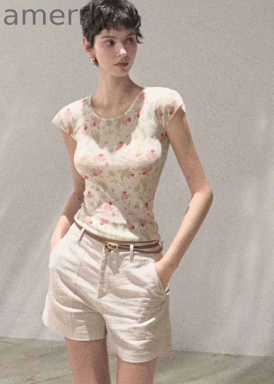 Soft Floral Linen Short Sleeve Top