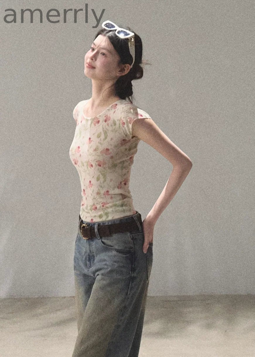 Soft Floral Linen Short Sleeve Top