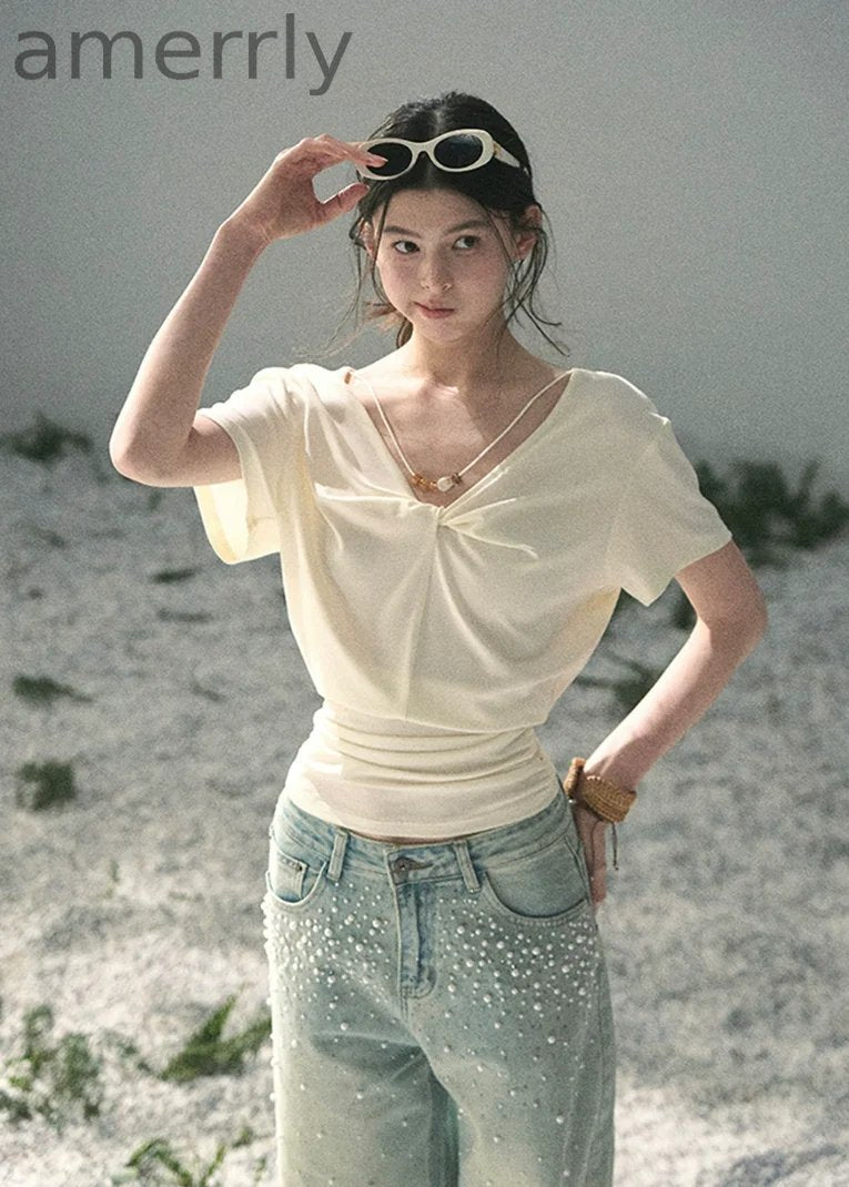 Breathing White Twist-Waist Top